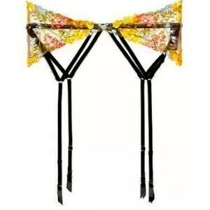Victoria’s Secret Garter Belt DREAM ANGELS SWEET PRALINE Embroidered Floral XS/S